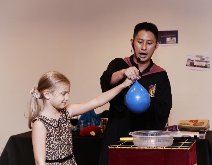 Magician Singapore - Jason Tan Magic