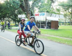 date idea singapore - cycling bike stop