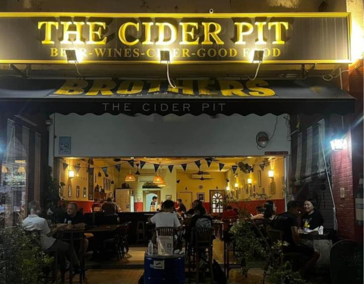 joo chiat restaurants - The Cider Pit