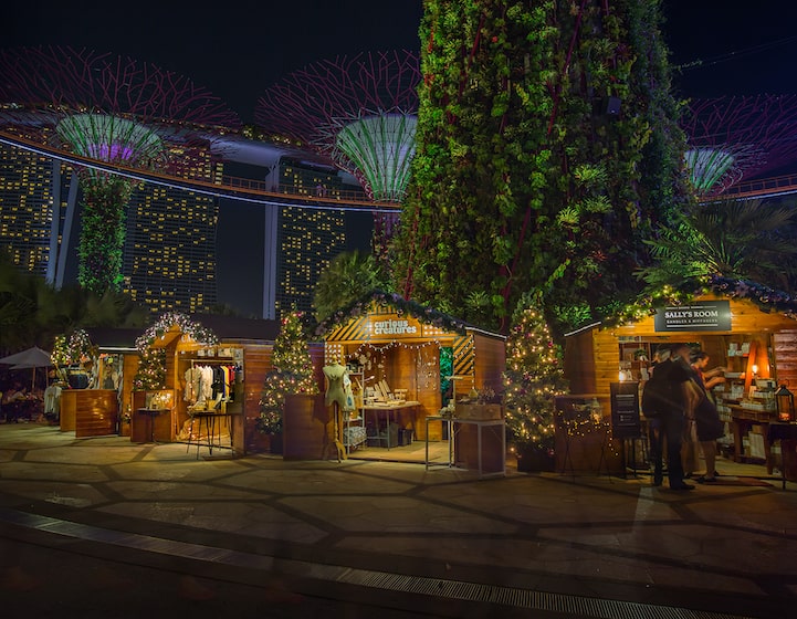 christmas wonderland at gardens by the bay christmas market