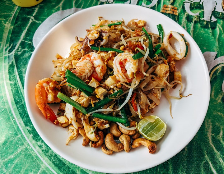 Phad Thai Sanook Kitchen Jewel food