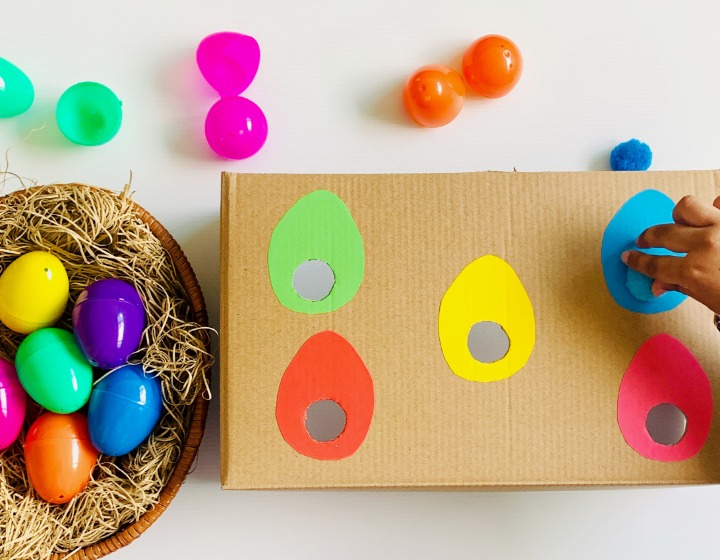 Easter Crafts - Pom Pom Bunnies