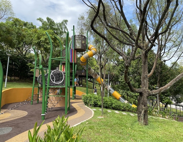 Bukit Batok Neighbourhood Park playground