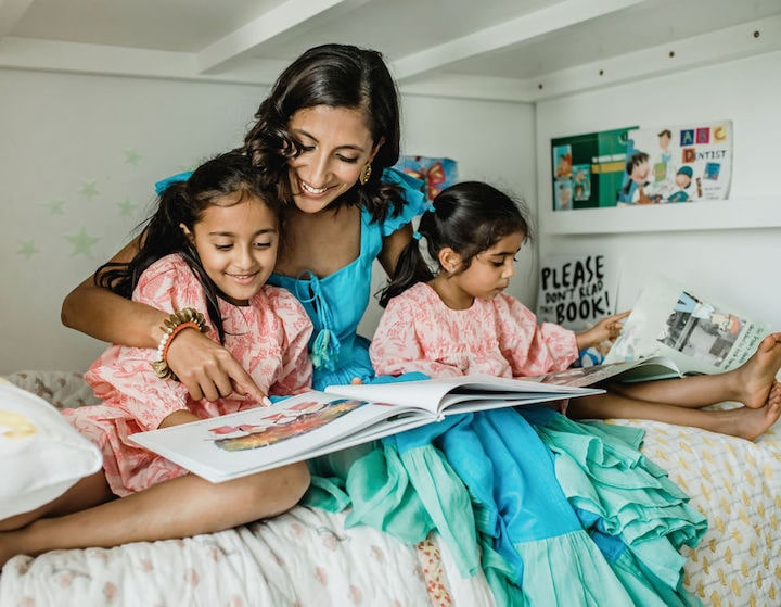 Rakhee Shah Maisha Concept_girls reading