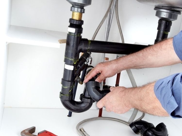 handyman in singapore - home plumbers - pipe repair