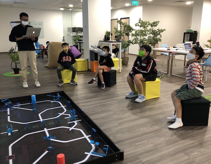 holiday-camps-singapore- LCCL-coding