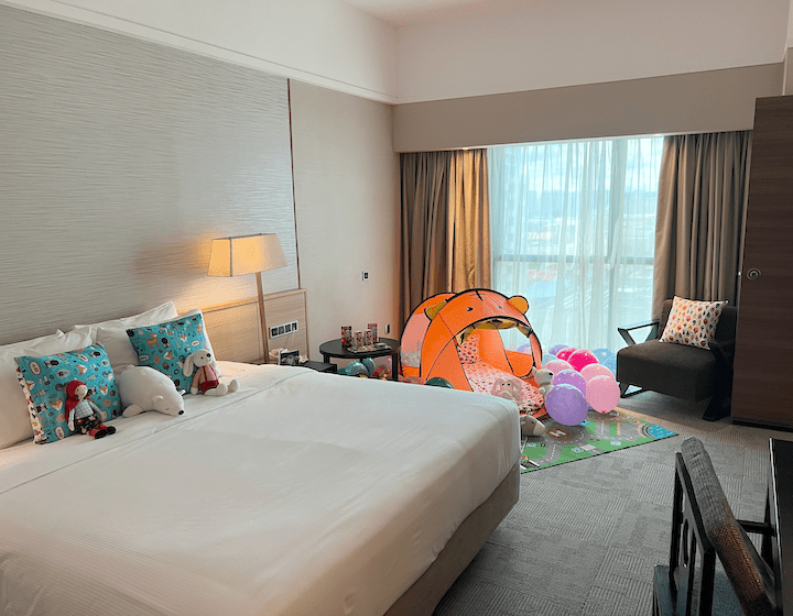 family staycation singapore grand mercure roxy