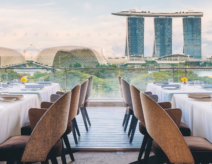 romantic restaurants singapore - art di daniele sperindio