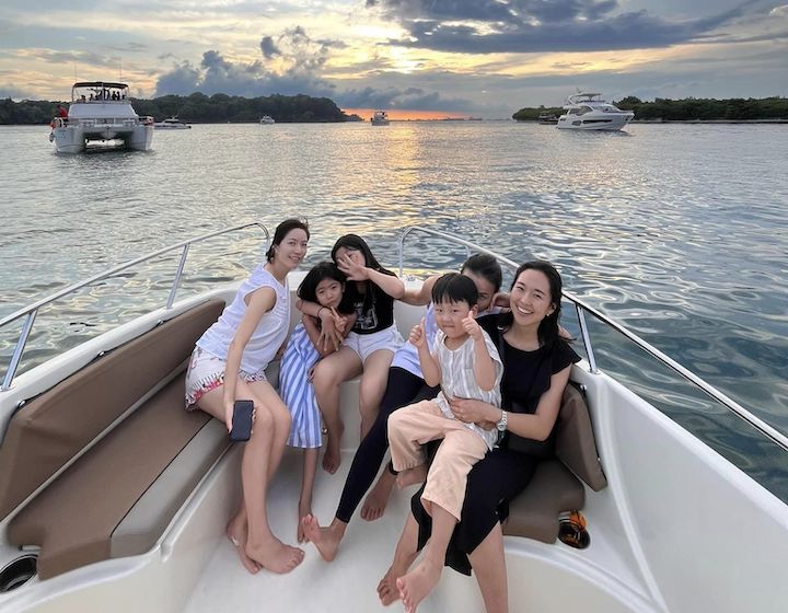 yacht rental singapore yachtcruisesg family on yacht