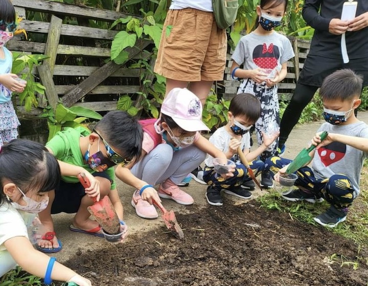 animal farm singapore eco trail