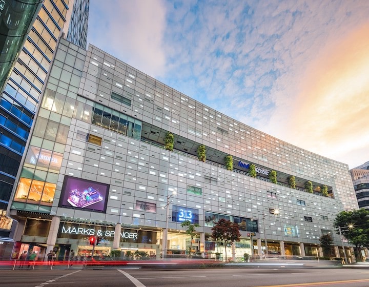 Guide to Finding the Best Shopping Mall Near Me in Singapore