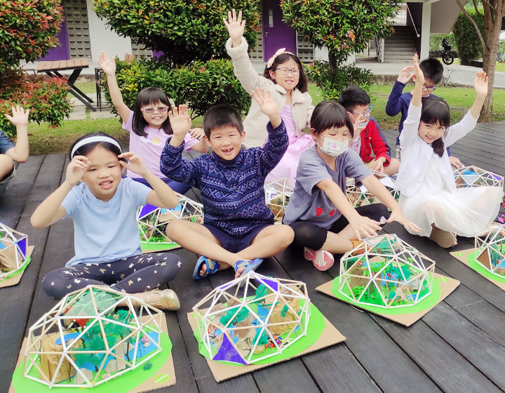 holiday camps singapore 2023 designtinkers students outdoors