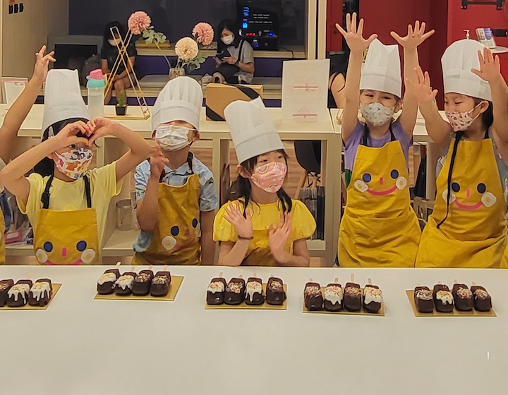 Summer Camp Singapore 2022 - Ray's Baking Wonderland Group Photo cropped