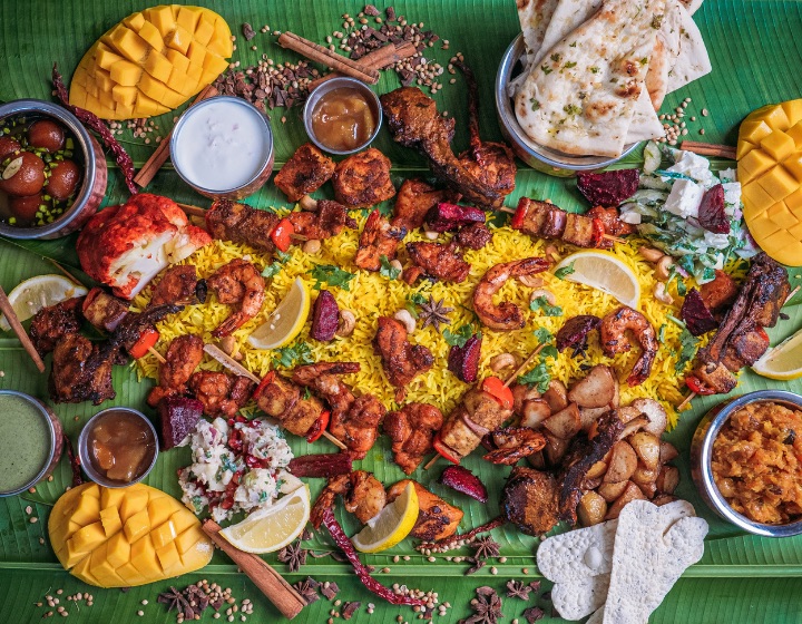 Get your fill of South Indian and North Indian food – think biryani, curries, kebabs, naans, Indian vegetarian dishes and more – at these super Indian restaurants in Singapore!