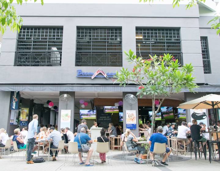 kid-friendly cafe singapore boomerang bistro & bar seating area