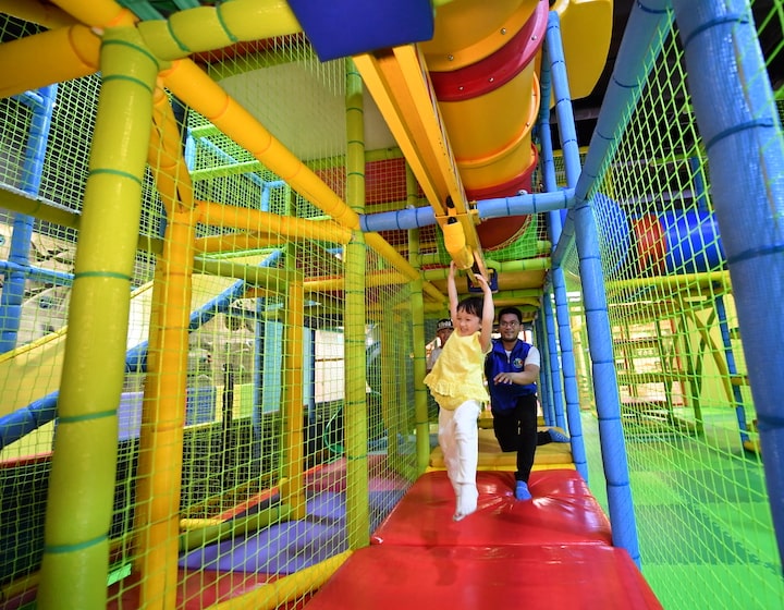 septemebr school holiday deals and activities