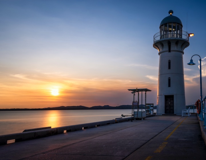 sunset singapore sunrise singapore raffles marina lighthouse