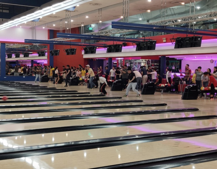 bowling in Singapore forte bowl
