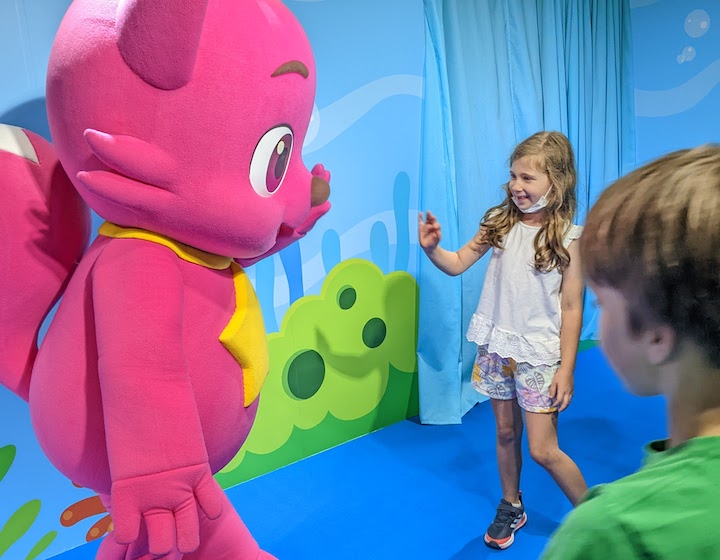 Photo ops galore at Pinkfong World Adventure