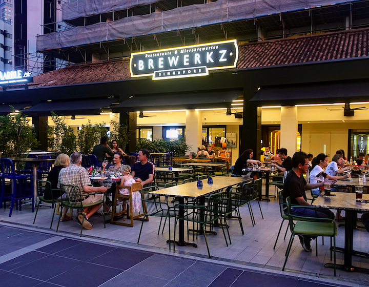 dog friendly cafe singapore brewerkz orchard