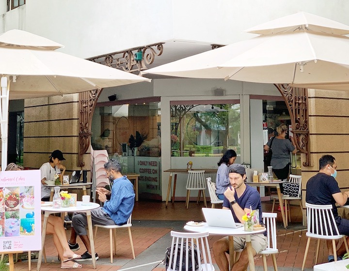 dog friendly cafe singapore carrotsticks and cravings robertson quay