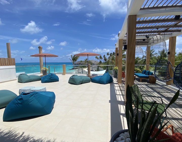 sassy mama reviews Hilton Maldives Amingiri Resort & Spa for kids and families