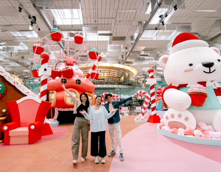 changi festive village - candy wonderland