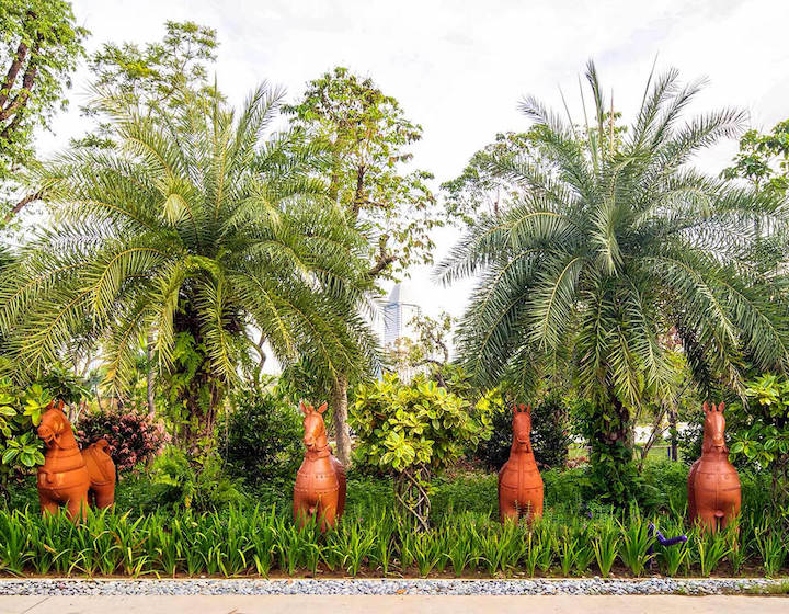 Heritage Gardens with horse statues at Gardens by the Bay