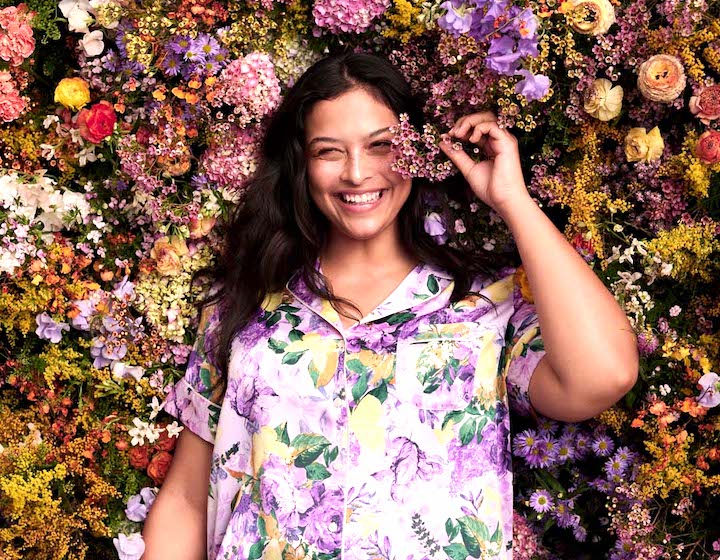 best deals and promos victoria's secret lady with flowers
