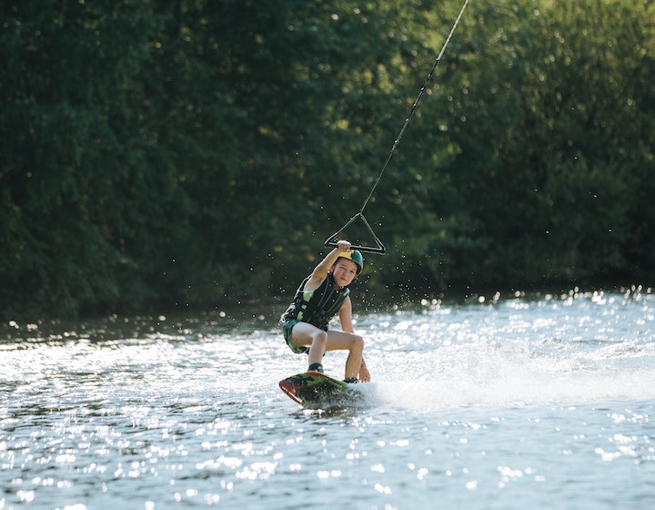 Wakeboarding Singapore Suter WakePro Kid Wakeboarding