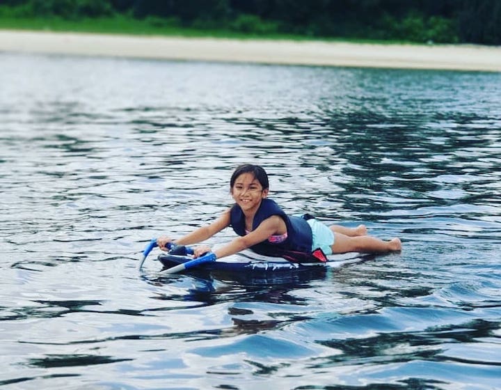 wakeboarding in singapore absolute beach boys girl wakeboarding