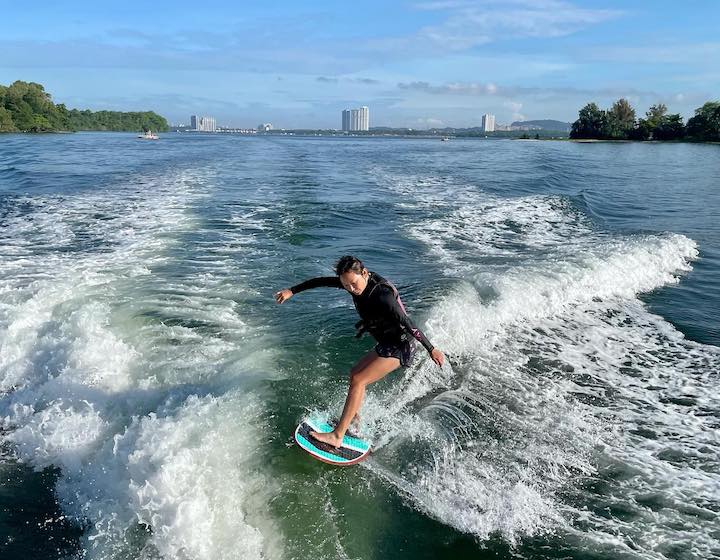 wakeboarding singapore wakepit woman wakeboarding