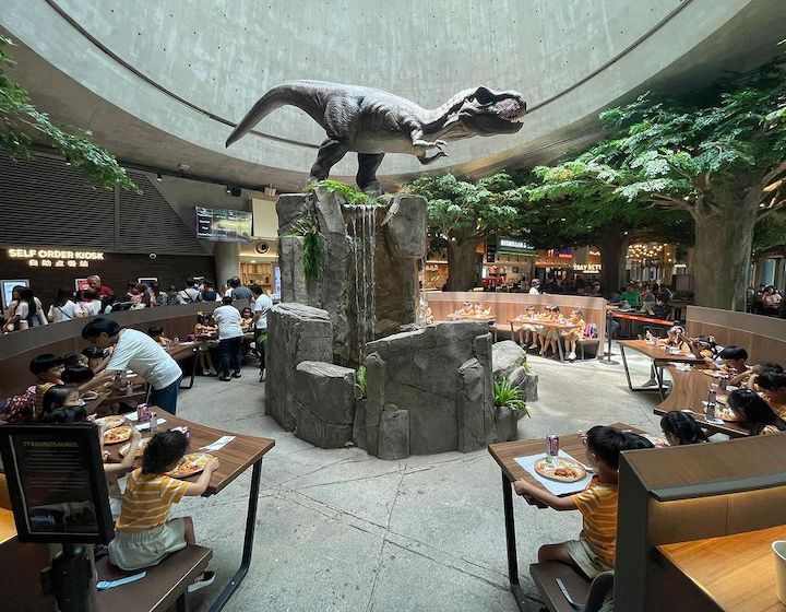 dinosaurs at new jurassic nest food hall