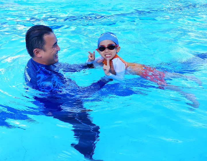 swimming lessons singapore ace dolphin swim school