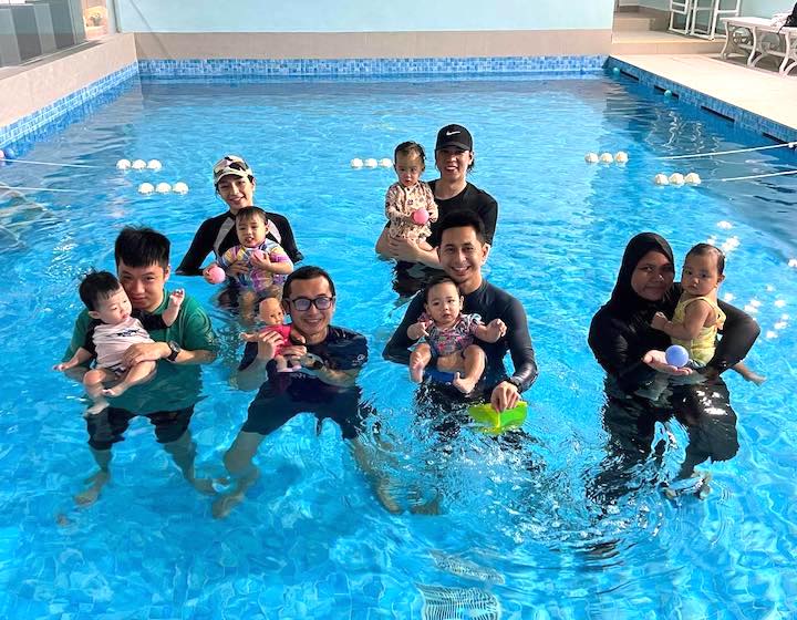 swimming lessons singapore happy fish swim school