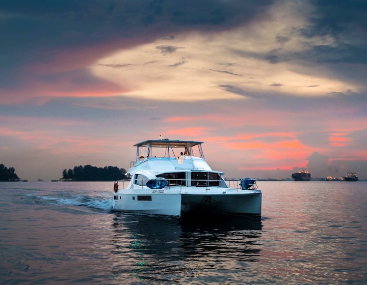 yacht rental singapore - valencia yachts