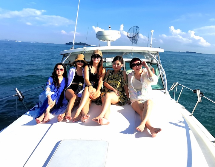 yacht rental singapore - wanderlust adventures yacht charter