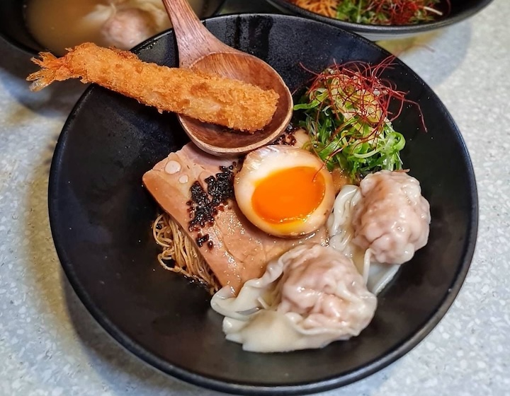 guide to chinatown singaporea noodle story