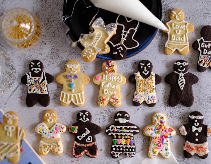 Father’s Day Gift Moustache Cookies by Bake with Bisou