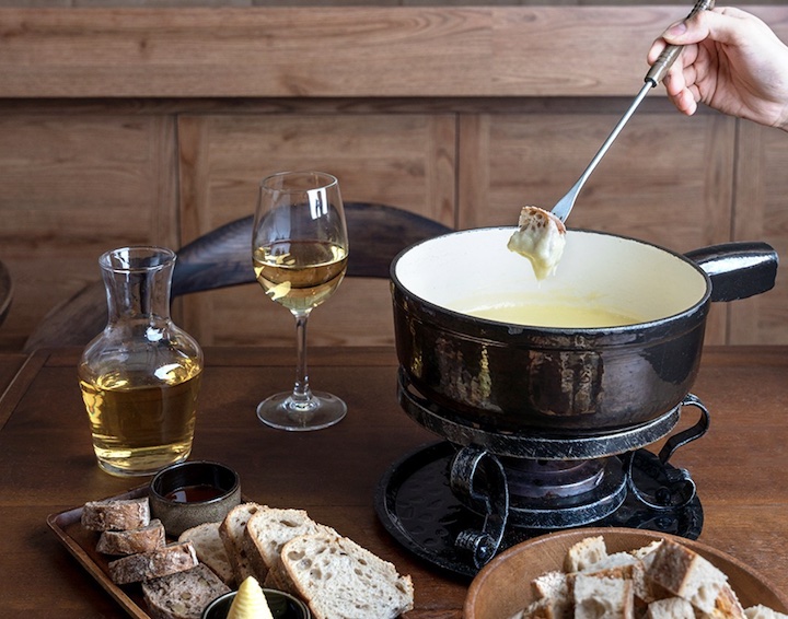 COUCOU Swiss Restaurant: Fondue for Father's Day Singapore 2023