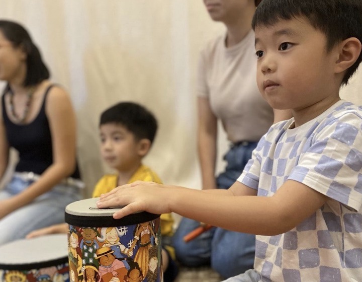 gallery childrens biennale 2023 music & movement workshop love & smiles