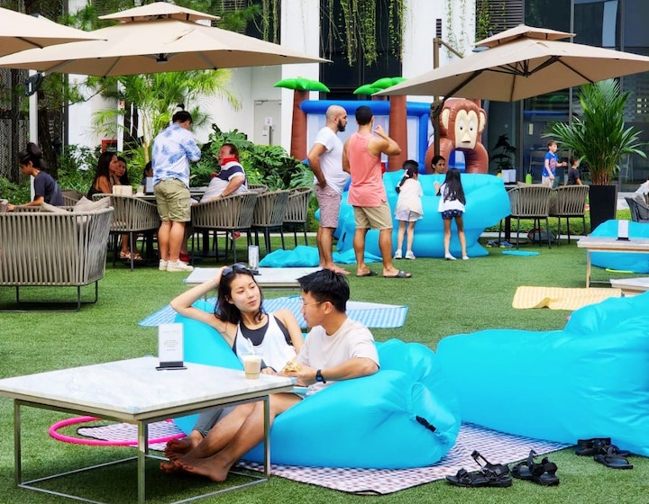 novotel stevens sunday brunch bouncy castle