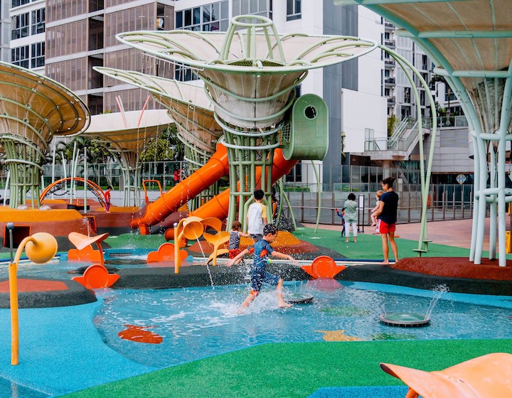 water playground singapore waterway point
