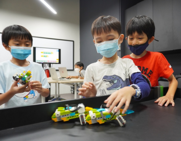year-end camps singapore Nullspace Robotics