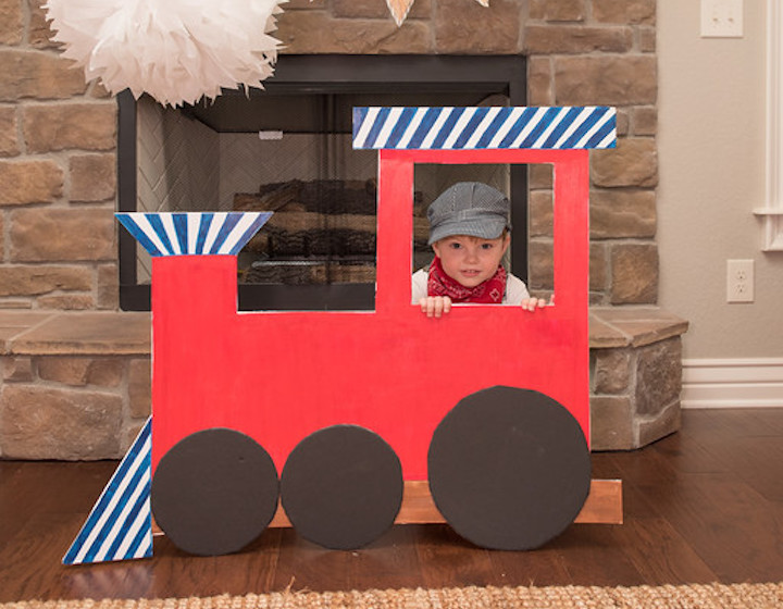 diy cardboard craft kids - fort