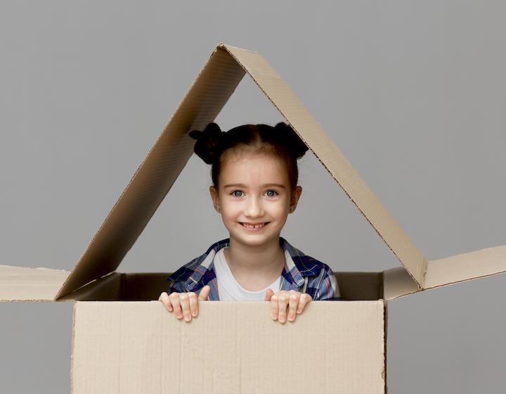 diy cardboard craft kids - fort 