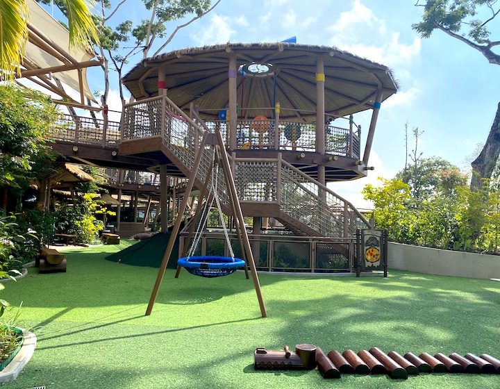 singapore zoo - kidzworld bucket swing playground