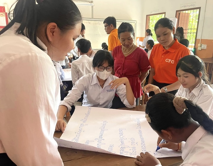 volunteer singapore caring for cambodia