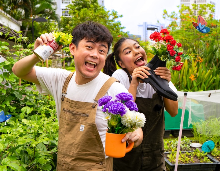 SRT's Errol's Garden - Flowers Gardeners