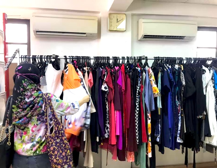 thrift shop singapore - new2u 